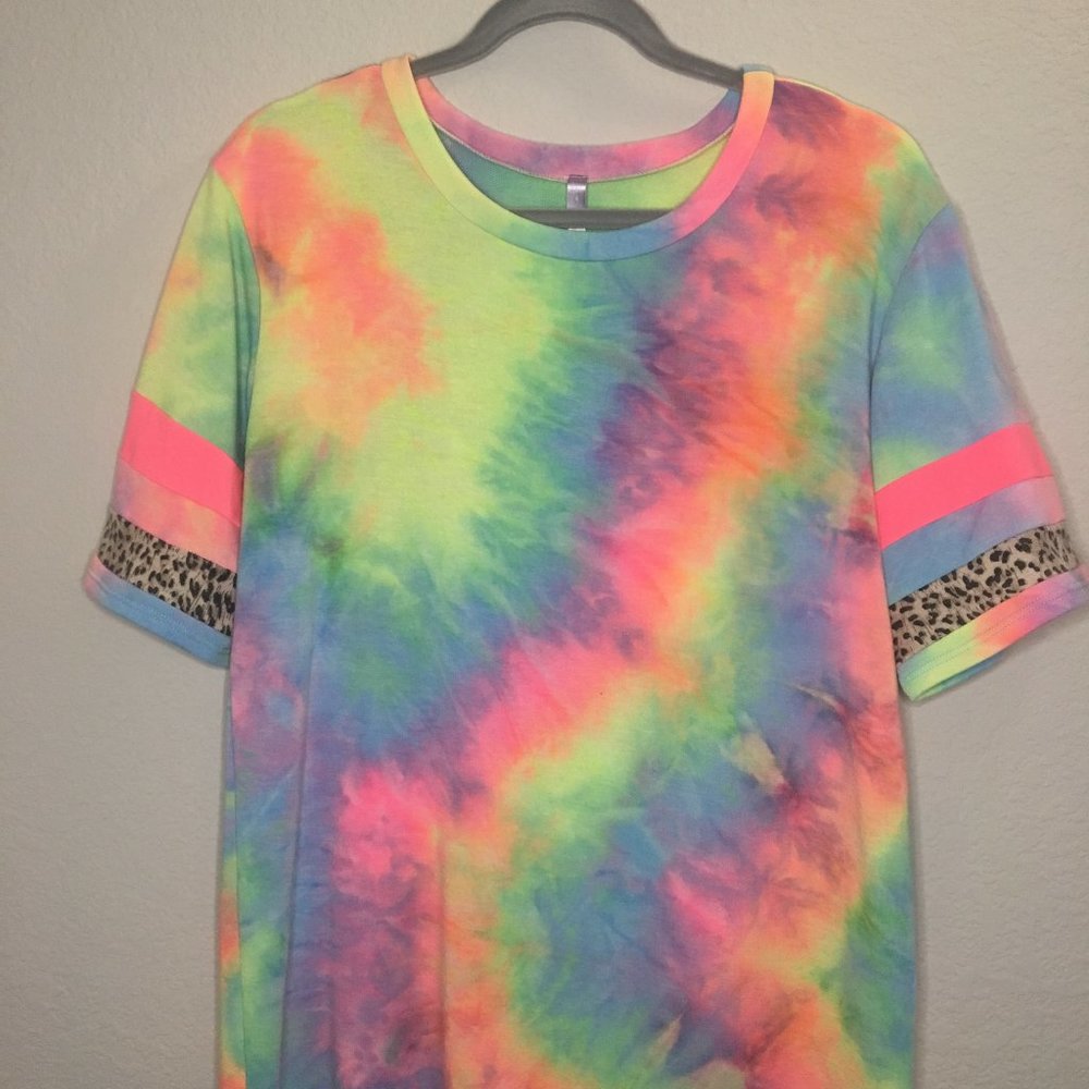 Lily Pad-Bright Multi-Colored Tie Dye Top w/ Leopard Trim-Size Small
